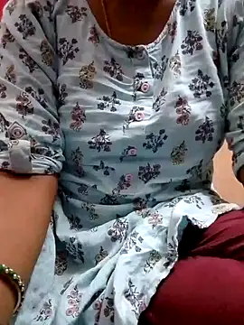 Snapshot of sneha_telugu_girl chatting on 12.19.24 sneha telugu girl online show from 12.19.24