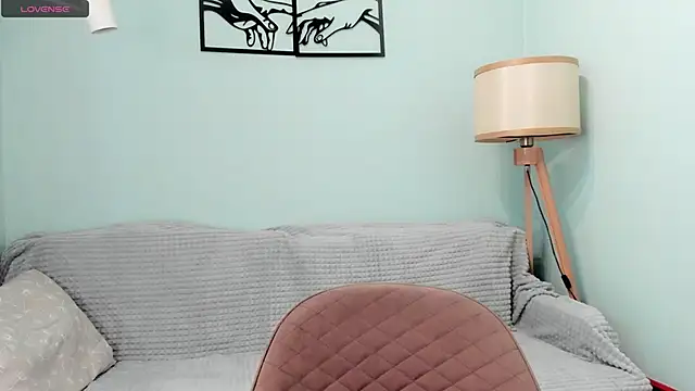 AlodiaHamblett online show from 12.22.24
