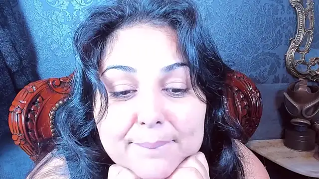 SelenaNoctis online show from 10.12.25