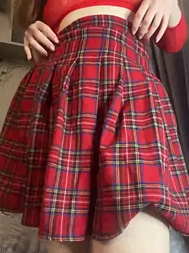 Snapshot of Topvi_ chatting on 01.27.25 Topvi  online show from 01.27.25