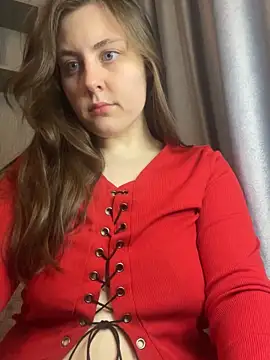 Snapshot of Topvi_ chatting on 02.22.25 Topvi  online show from 02.22.25