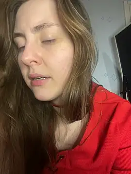 Snapshot of Topvi_ chatting on 02.27.25 Topvi  online show from 02.27.25