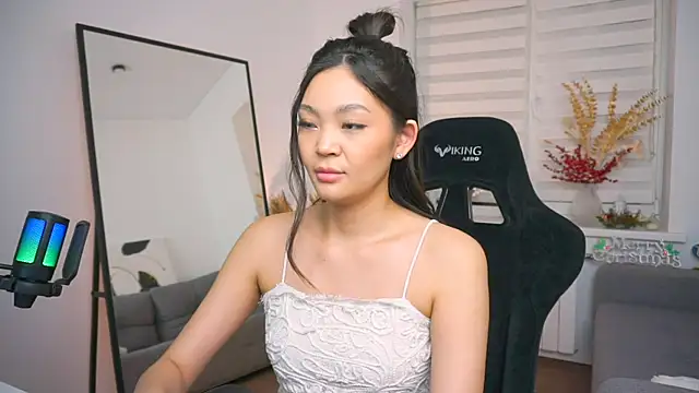 Peopleneedlove144 online show from 01.08.25