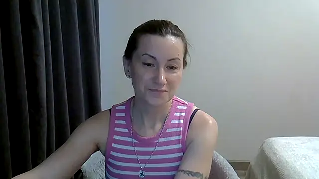 Snapshot of jainesummer chatting on 12.09.24 jainesummer online show from 12.09.24