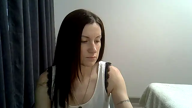 Snapshot of jainesummer chatting on 12.16.24 jainesummer online show from 12.16.24