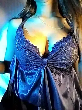 Esha Babyy online show from 04.27.26