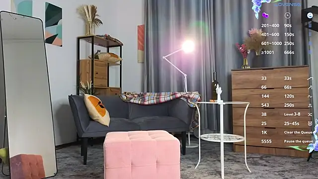 MimiLoll online show from 02.08.25