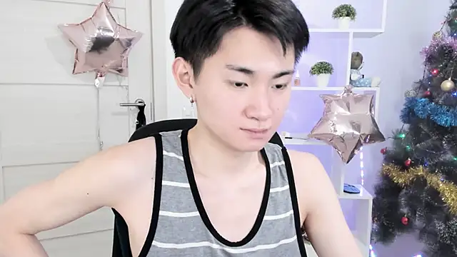 Snapshot of Miram_Yu chatting on 12.17.24 Miram Yu online show from 12.17.24