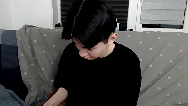 Snapshot of Miram_Yu chatting on 03.02.25 Miram Yu online show from 03.02.25