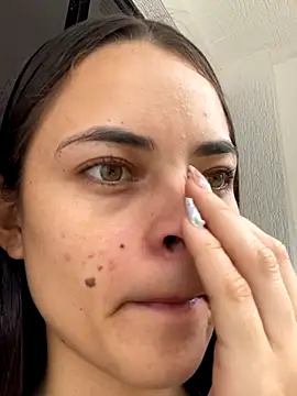 HannaRhodes online show from 10.04.25