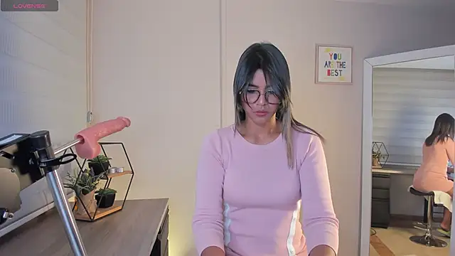  kylie  smith  online show from 02.03.25