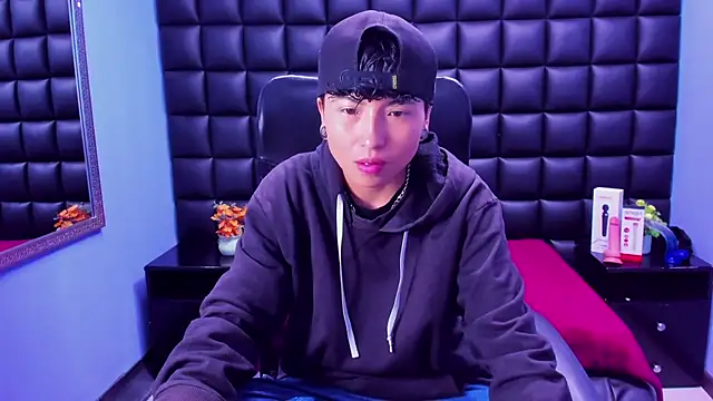 Im Mathias online show from 10.03.25