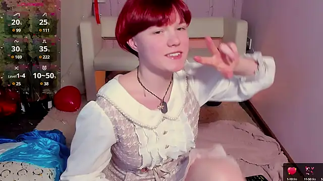Snapshot of DreamyLuna chatting on 03.07.25 DreamyLuna online show from 03.07.25