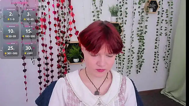 Snapshot of DreamyLuna chatting on 03.09.25 DreamyLuna online show from 03.09.25