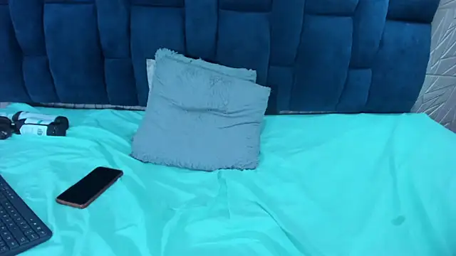 Melody Megann online show from 01.26.25