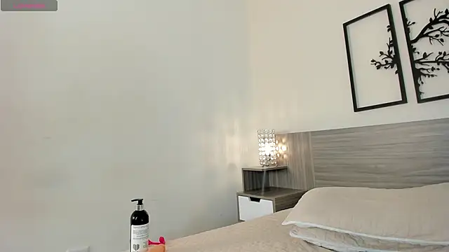 AmaraVelez online show from 01.22.25