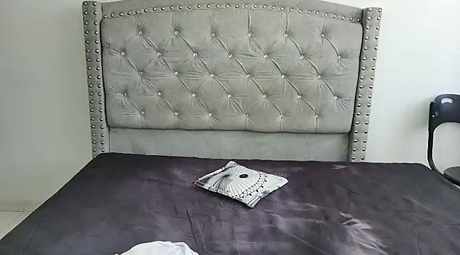 Nesuko kamado  online show from 12.31.24