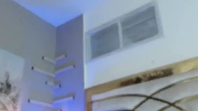 Snapshot of scarlet_hill chatting on 01.12.25 scarlet hill online show from 01.12.25