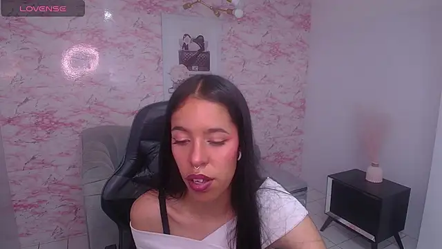 stephania t online show from 01.08.25