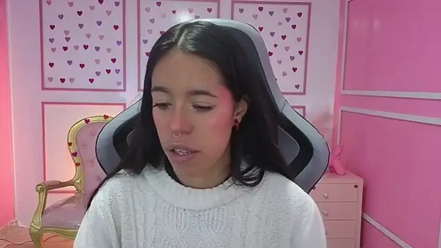 stephania t online show from 09.17.25