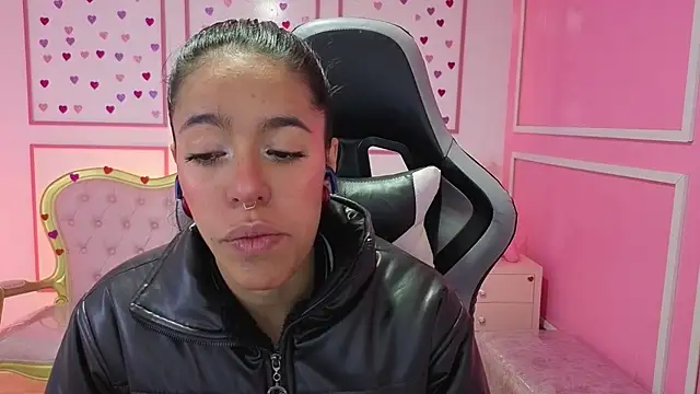 stephania t online show from 09.26.25