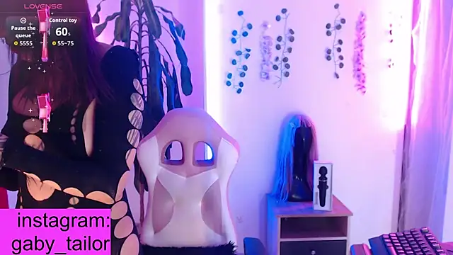 Gaby Tailor online show from 04.04.26