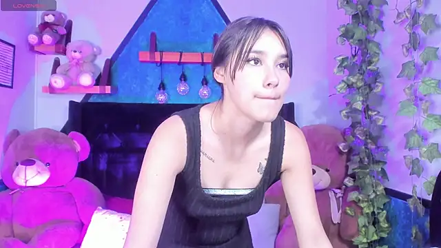 Snapshot of _Sophie__miller chatting on 01.23.25 Sophie miller online show from 01.23.25