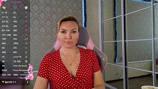 -DIVORA- online show from 12.11.24