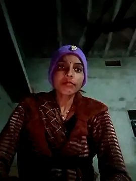 Diya  Baby online show from 12.22.24