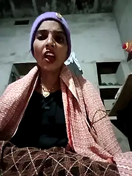 Diya  Baby online show from 12.25.24