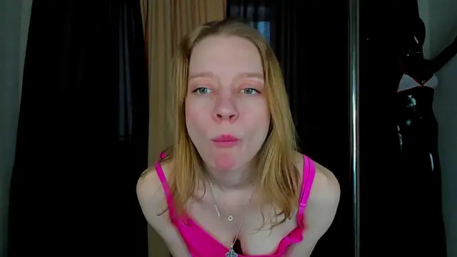 Snapshot of Michelle_Blond chatting on 01.31.25 Michelle Blond online show from 01.31.25