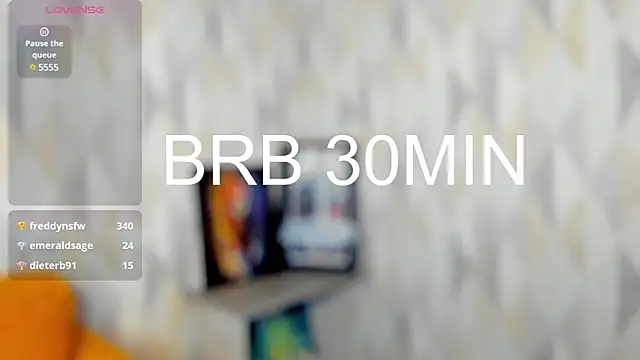 Snapshot of Michelle_Blond chatting on 02.10.25 Michelle Blond online show from 02.10.25