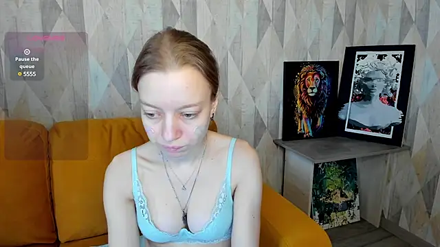 Snapshot of Michelle_Blond chatting on 02.22.25 Michelle Blond online show from 02.22.25