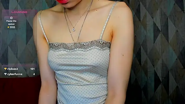 Snapshot of Michelle_Blond chatting on 02.25.25 Michelle Blond online show from 02.25.25