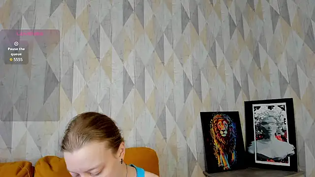 Snapshot of Michelle_Blond chatting on 03.23.25 Michelle Blond online show from 03.23.25