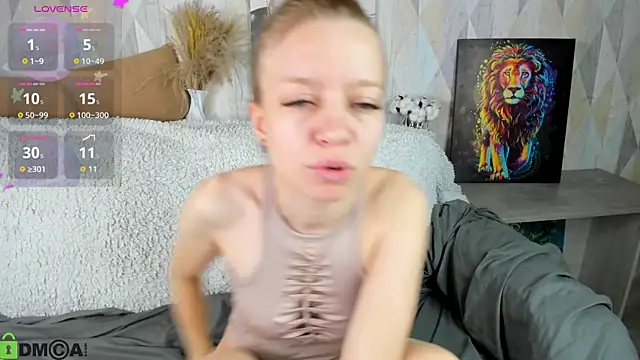 Snapshot of Michelle_Blond chatting on 09.21.25 Michelle Blond online show from 09.21.25