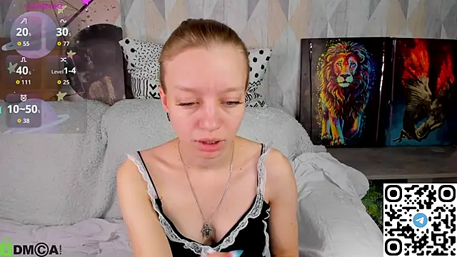 Snapshot of Michelle_Blond chatting on 10.16.25 Michelle Blond online show from 10.16.25