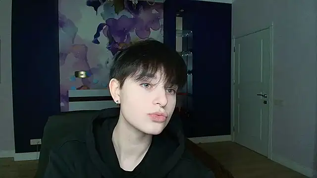 EmiliaYours online show from 12.13.24