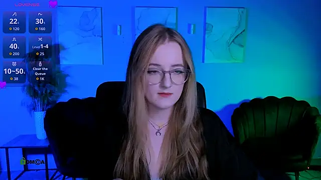 luna berryy online show from 03.10.26