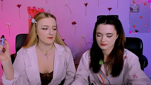 luna berryy online show from 03.28.26