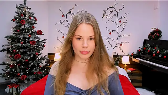 Snapshot of holy_kitty chatting on 12.23.24 holy kitty online show from 12.23.24