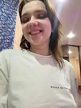 Snapshot of JennyPortman chatting on 03.18.25 JennyPortman online show from 03.18.25