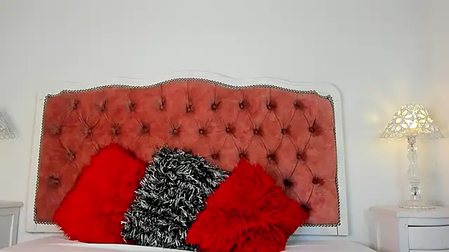 amberlitle online show from 02.17.25