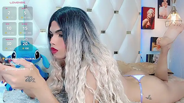 Niccolls Princess online show from 02.03.25