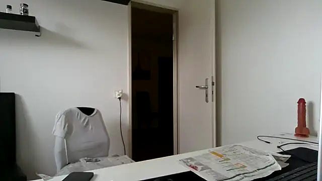 alpha-hunk online show from 05.07.26