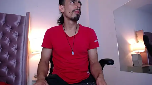 Sr Magnus  online show from 10.26.25