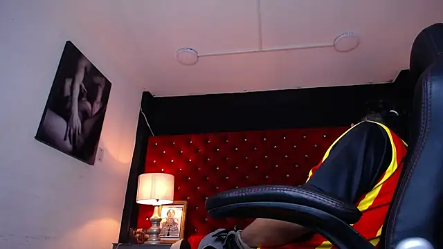 Sr Magnus  online show from 01.09.26