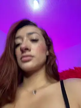 Snapshot of ariiel_ chatting on 03.16.25 ariiel online show from 03.16.25