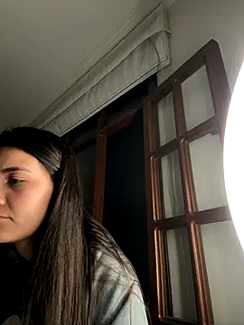 Snapshot of aurora_divine chatting on 10.16.25 aurora divine online show from 10.16.25