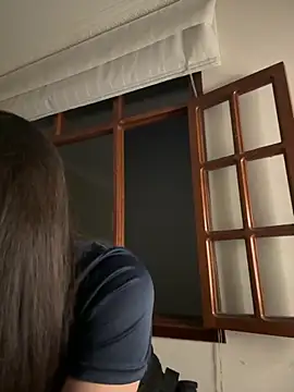 Snapshot of aurora_divine chatting on 11.03.25 aurora divine online show from 11.03.25